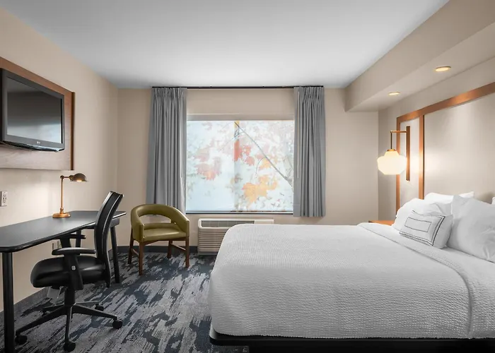 Hotel Fairfield By Marriott & Hilliard