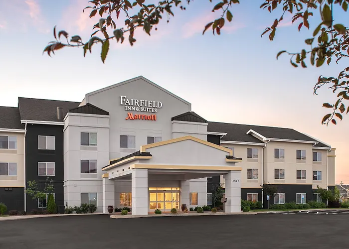 Fairfield By Marriott & Hilliard Hotel 3*
