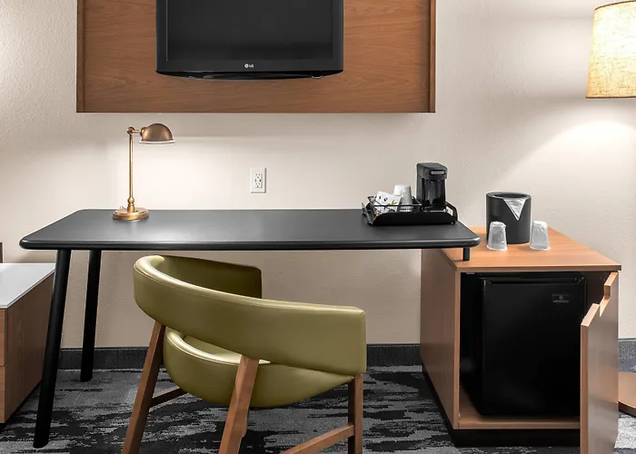 Fairfield By Marriott & Hilliard Hotel 3*