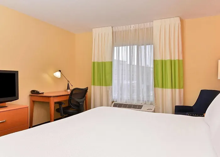 Fairfield By Marriott & Hilliard Hotel 3*