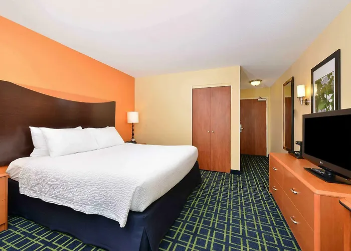 Fairfield By Marriott & Hilliard