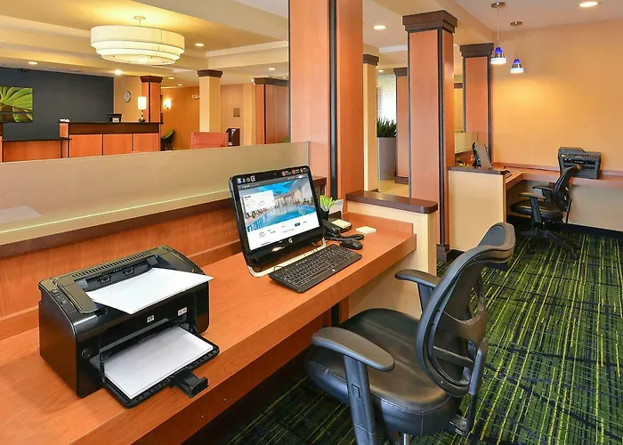 Fairfield By Marriott & Hilliard Hotel 3*