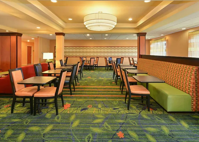 Fairfield By Marriott & Hilliard Hotel 3*