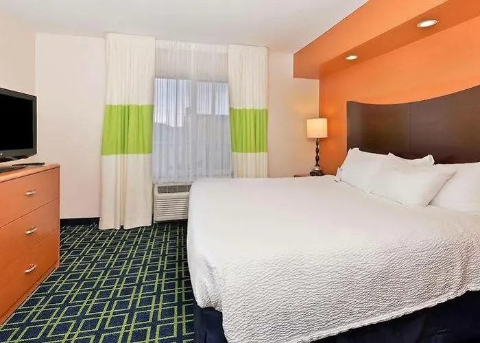 Hotel Fairfield By Marriott & Hilliard